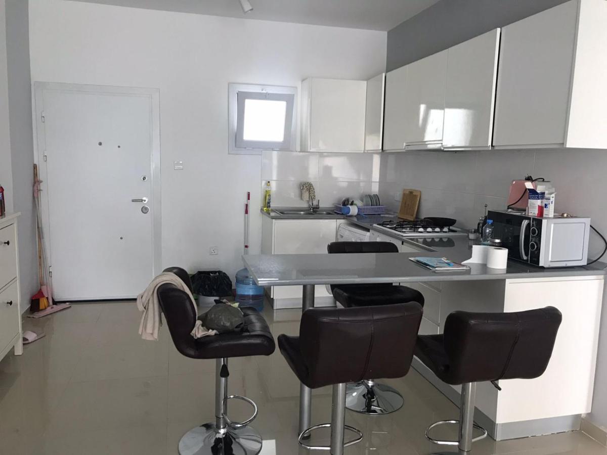 Aurelius Pool Apartments In Caesar Resort & Spa Perivolia tou Trikomou Ngoại thất bức ảnh